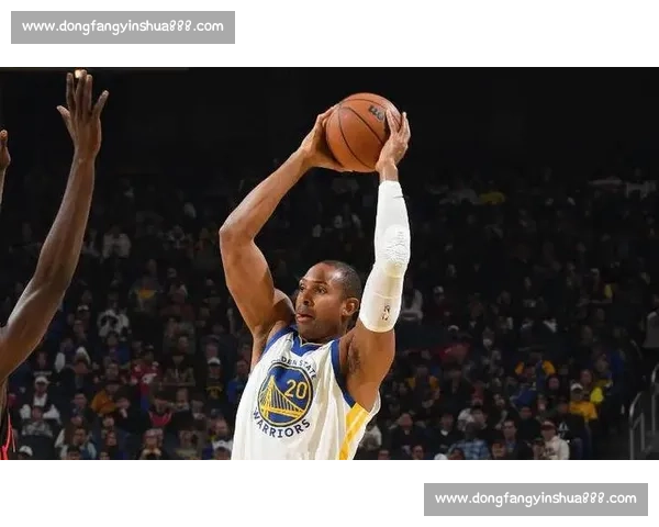 霍福德vs新生代内线对决经验与冲击力的终极较量赛场智慧与身体天赋的碰撞 霍福德vs新生代内线对决经验与冲击力的终极较量赛场智慧与身体天赋的碰撞